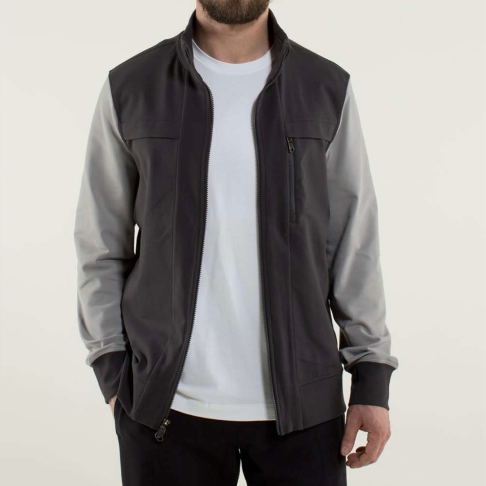 Lululemon Post  Gravity Jacket in Soot/Ambient Grey Size Medium